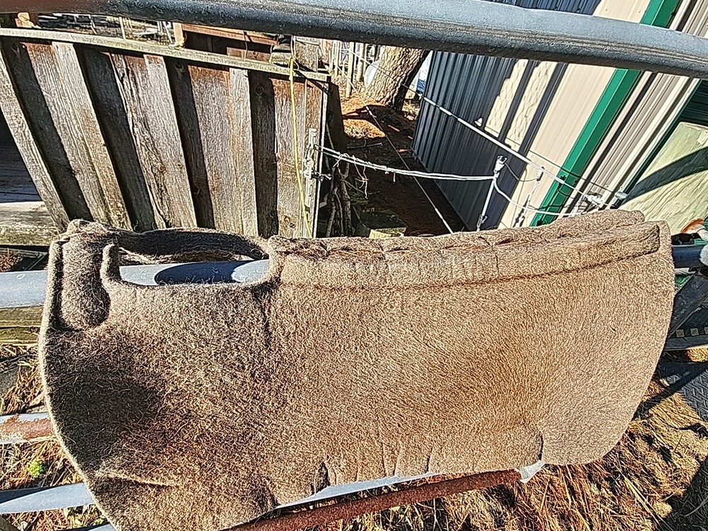 Triple E Thick Felt Contour Western Saddle Pad 31 X 31