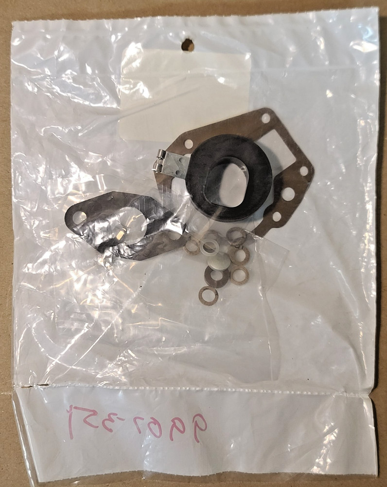 New OMC Johnson Evinrude Carburetor Kit # 398532