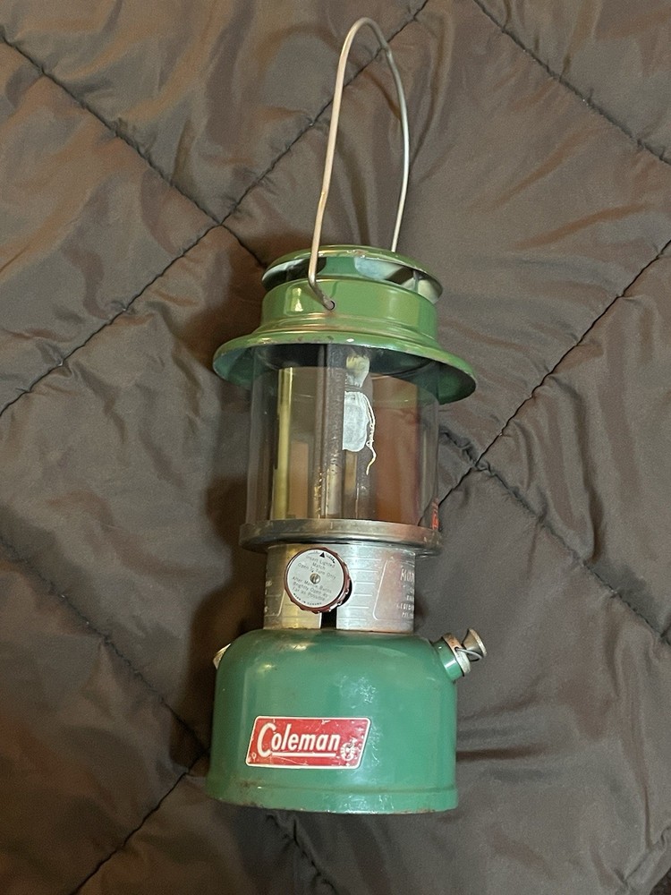 1973 COLMAN LANTERN MODEL 335 Made In Canada
