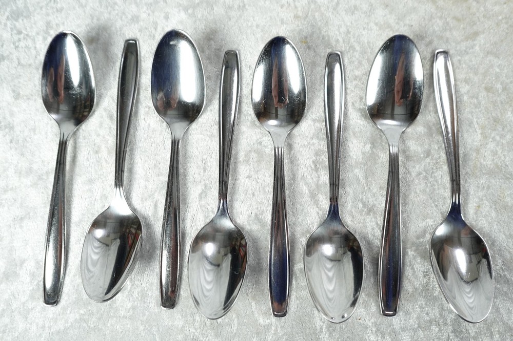 40 Pieces Vallarta Pattern Stainless Steel Flatware By Oneidacraft