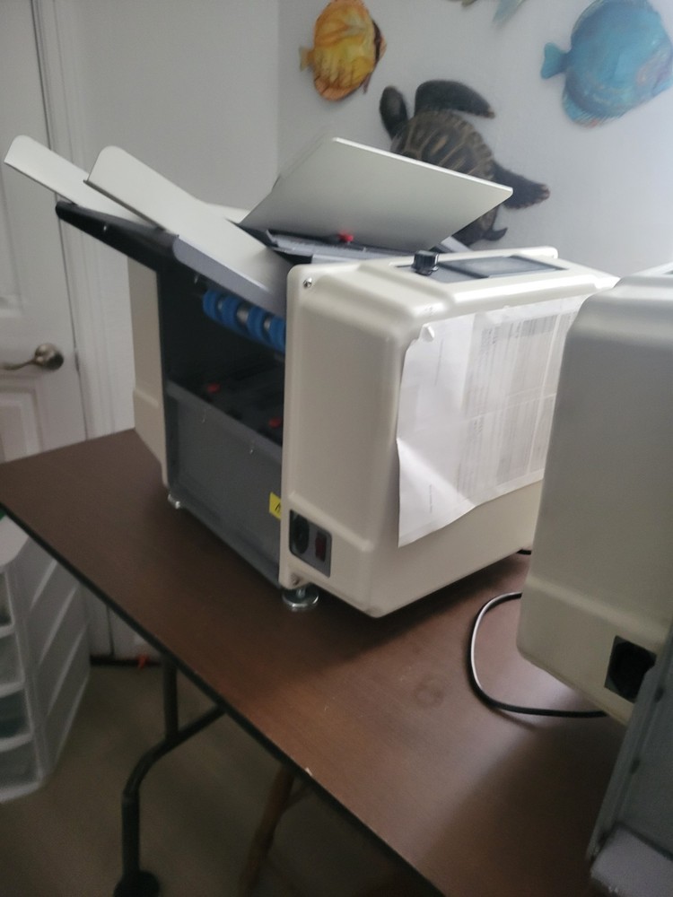 BRI-LIN Pressure Folder | Bottom Feed | 8,000/hr | Multiple Fold Patterns