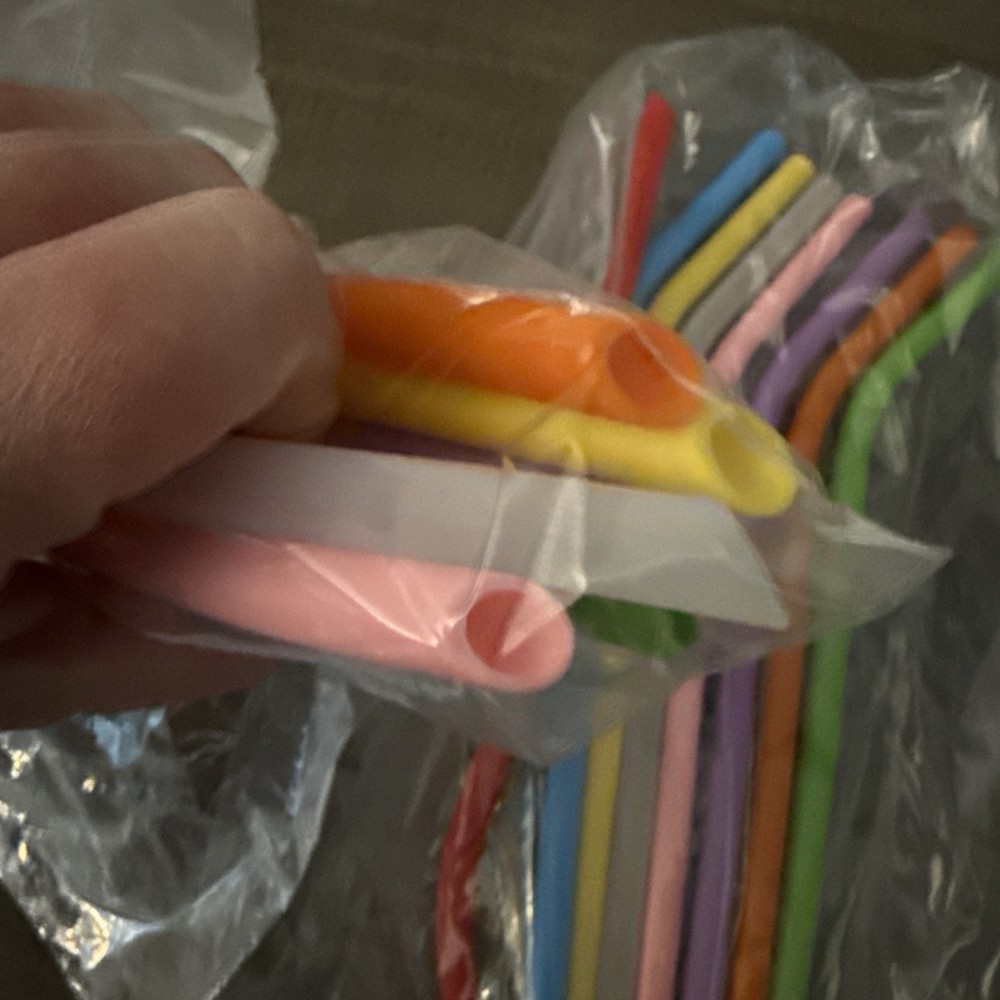 16 reusable silicone straws Fun Colors Two Sizes