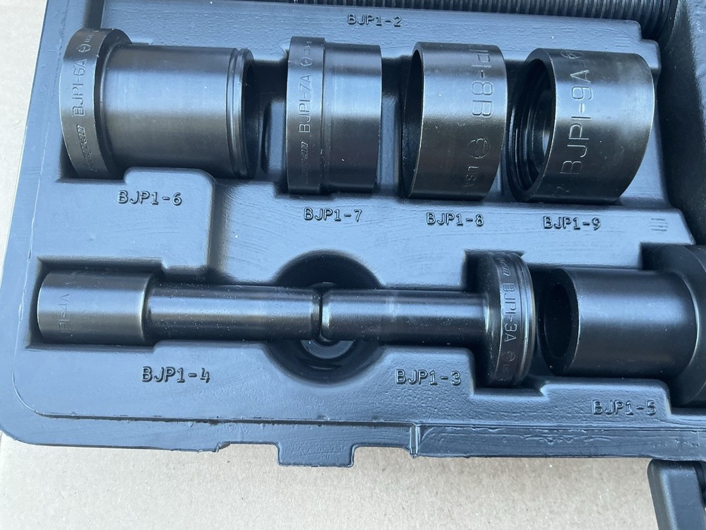 Snap-on BJP1 Ball Joint Press Adapter Set. Very Nice.