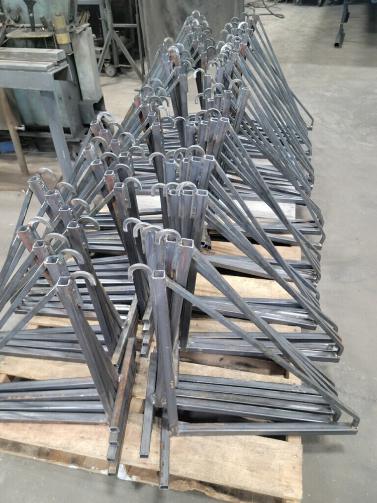 SHIPPING CONTAINER SHELF BRACKETS (1 PAIR)