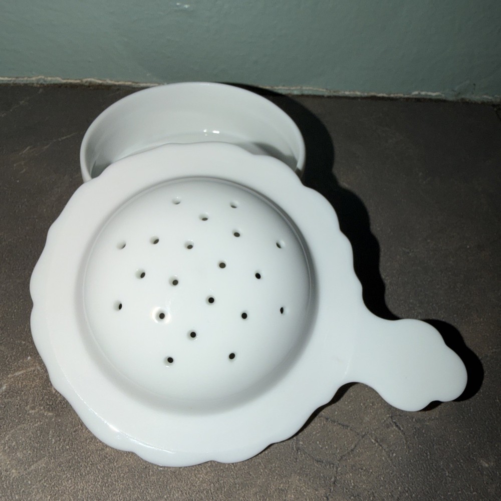 VINTAGE- White Ceramic Tea Strainer With Receptacle