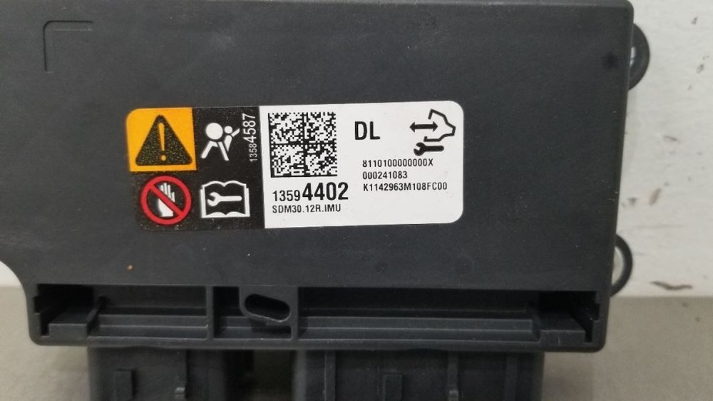 15 CHEVY SILVERADO 1500 SRS CONTROL MODULE 13594402