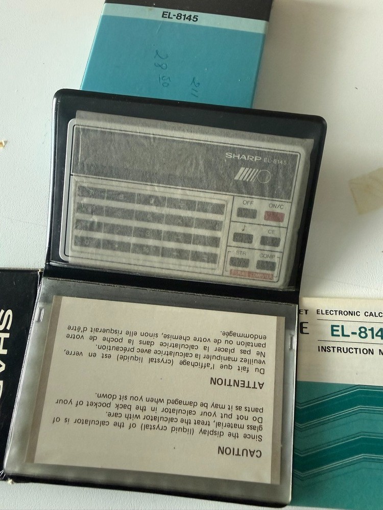 Sharp EL-8145 Electronic Credit Card Calculator w/ Case