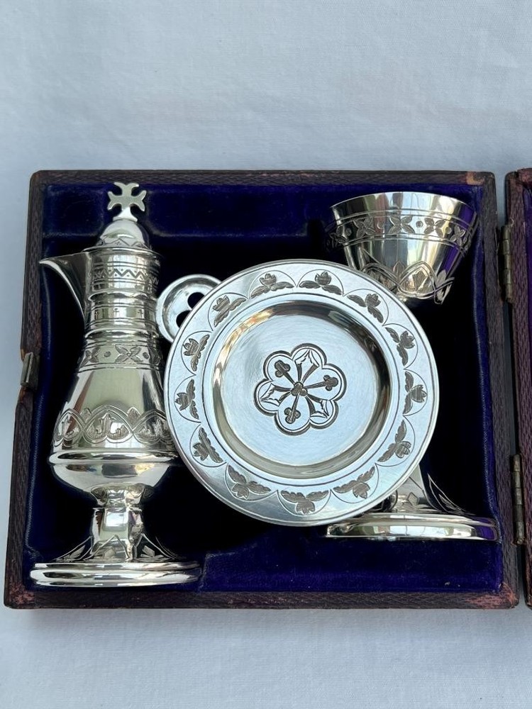 Fine Victorian Solid Sterling Silver Travelling 3 Piece Holy Communion Set