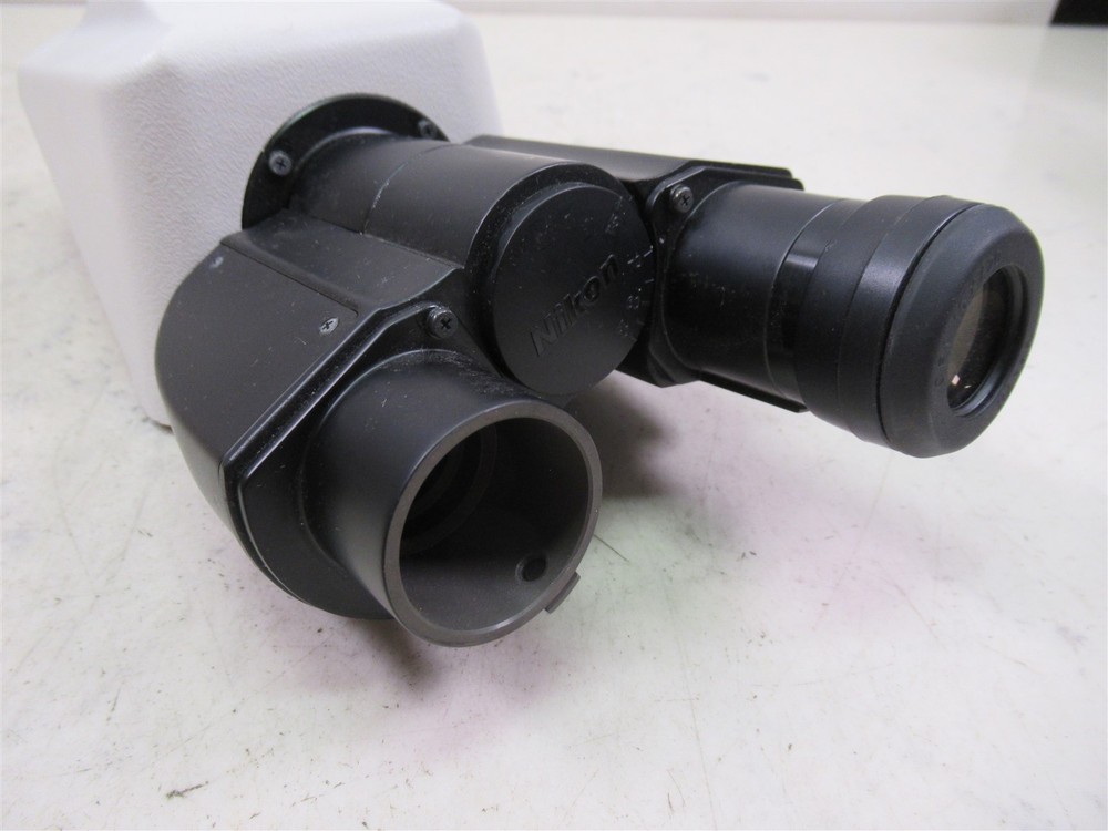 Nikon Eclipse E200 Microscope Binocular Head E2-TB Missing One Eyepiece