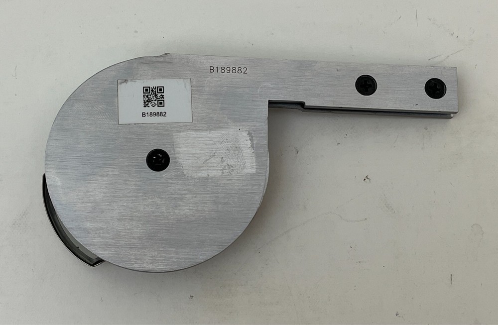 Universal bevel protractor with Magnifier