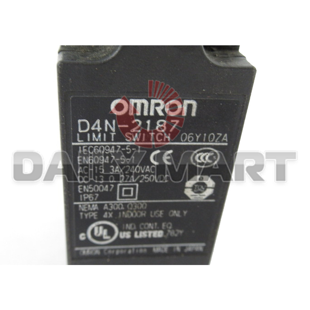 New In Box OMRON D4N-2187 Limit Switch