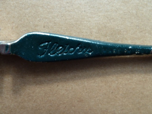 FLETCHER GLASS CUTTER NUMBER 08