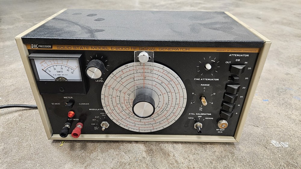 BK Precision Solid State Model RF E-2000 Signal Generator