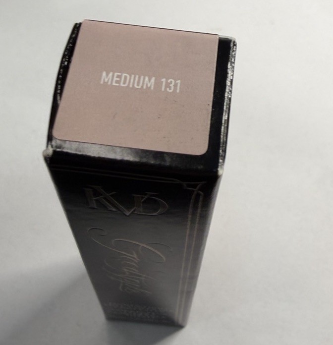 Kat Von D KVD Good Apple Lightweight Full Coverage Concealer 10ml - MEDIUM 131