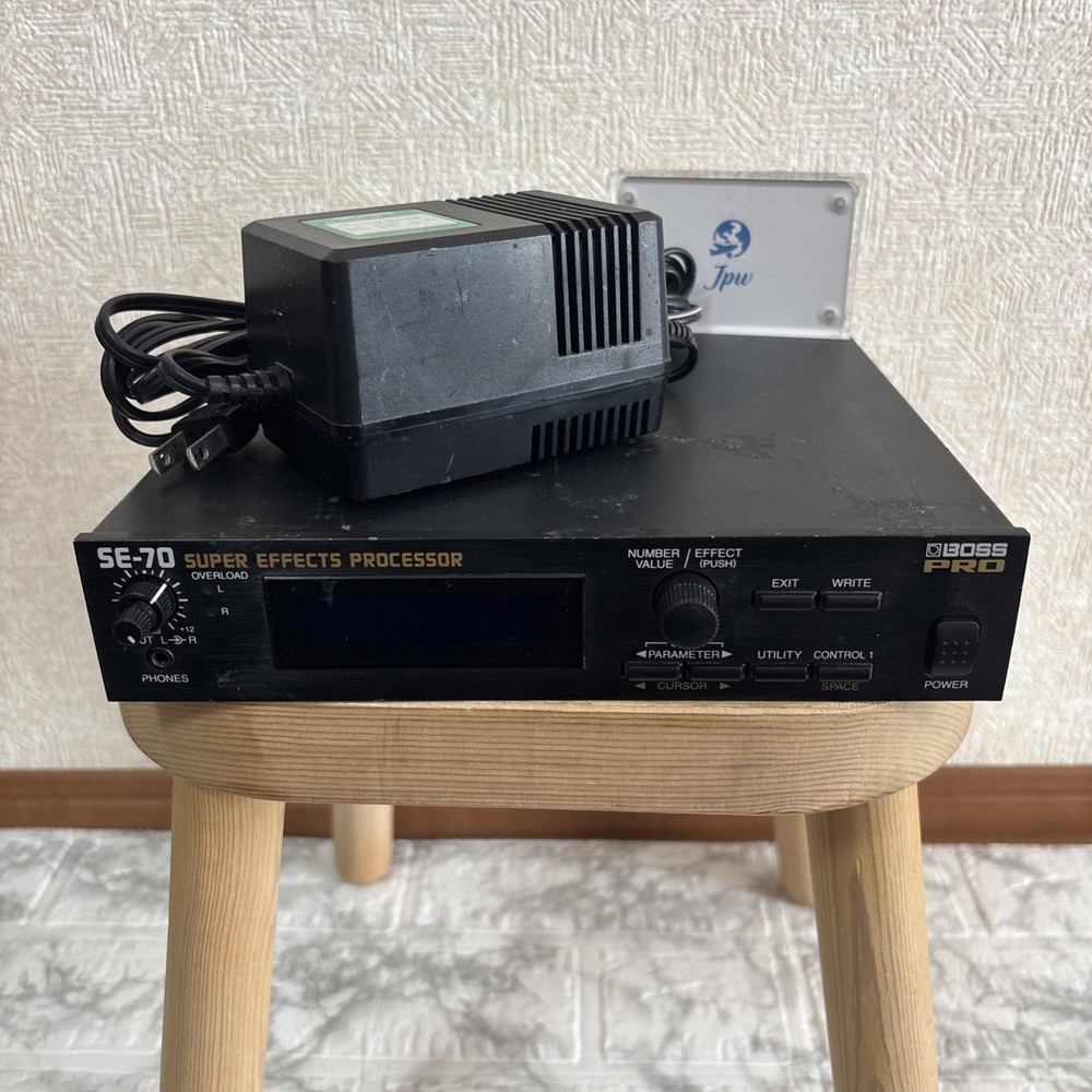 BOSS Pro SE-70 Super Effects Processor 100V