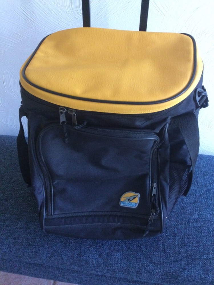 Ice Gear Large Soft Sided Cooler Wheeled with Extendable Handle
