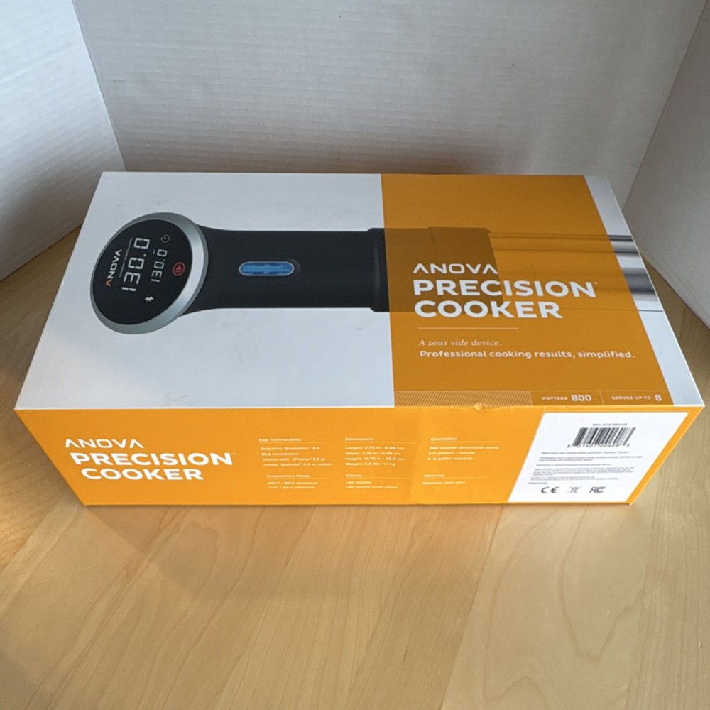 Anova Precision Cooker Sous Vide Immersion Circulator with Container and Books