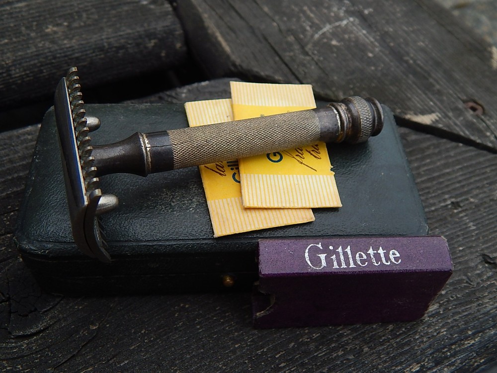 Vintage Gillette OT pocket set