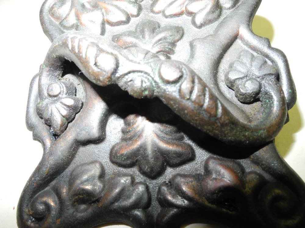 VINTAGE WHEELER & WILSON TREADLE SEWING MACHINE SOLID BRASS DRAWER PULLS, NICE