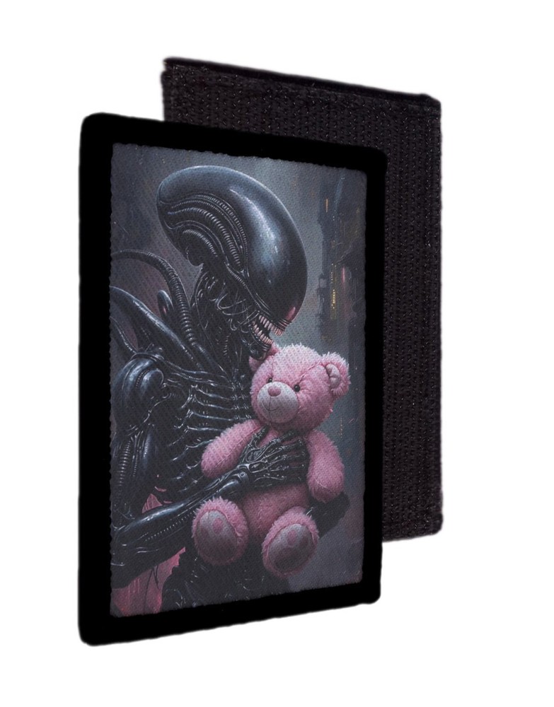 Xenomorph with Pink Teddy Bear Abstract Patch Alien Nostromo Morale Hook [sub]