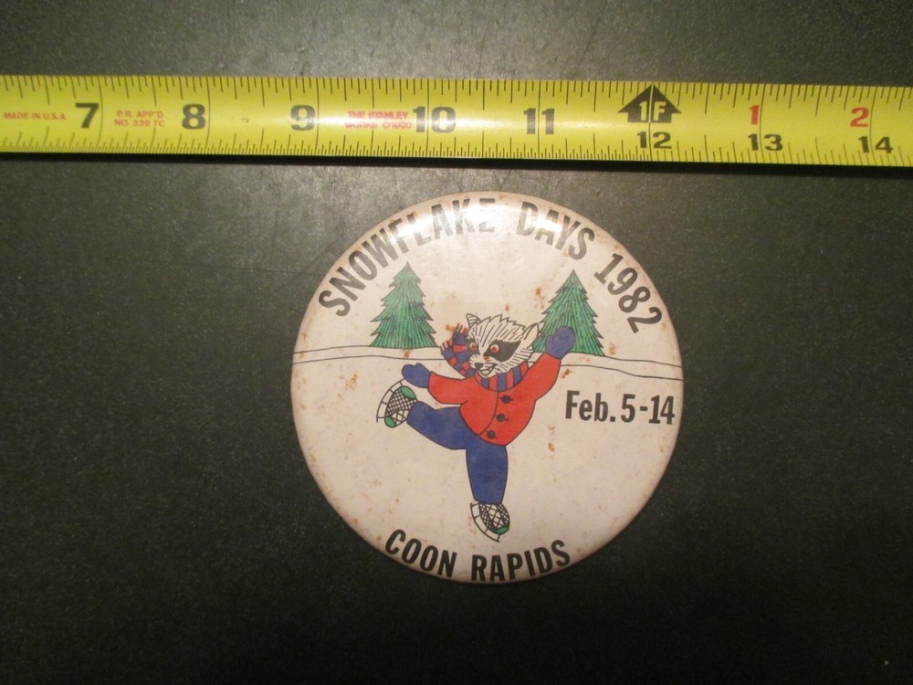 Coon Rapids Minnesota MN Snowflake Days 1982 Pinback Button