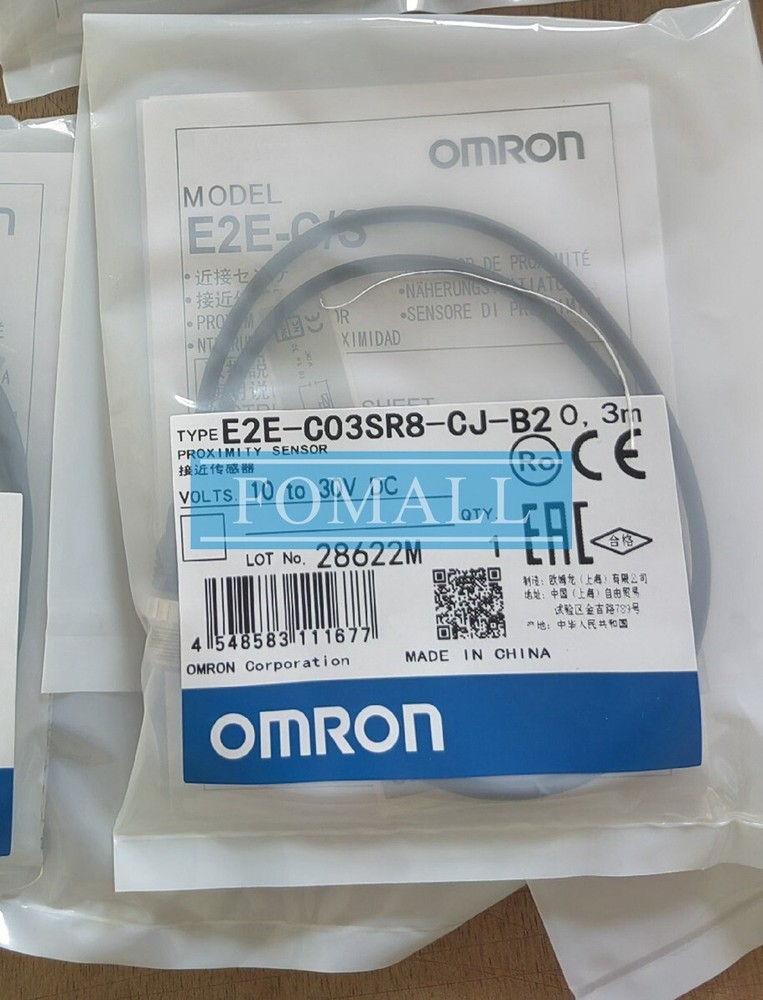 E2E-C03SR8-CJ-B2 1Pcs New For OMRON proximity switch sensor 0.3m