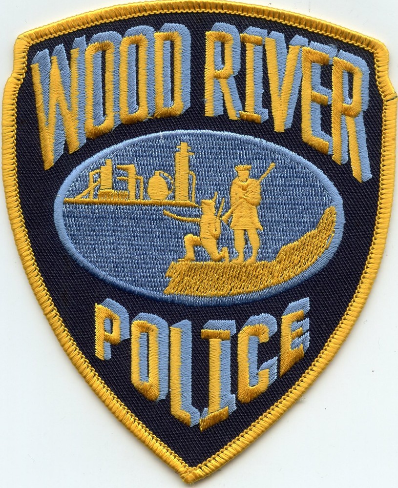 WOOD RIVER ILLINOIS IL POLICE PATCH