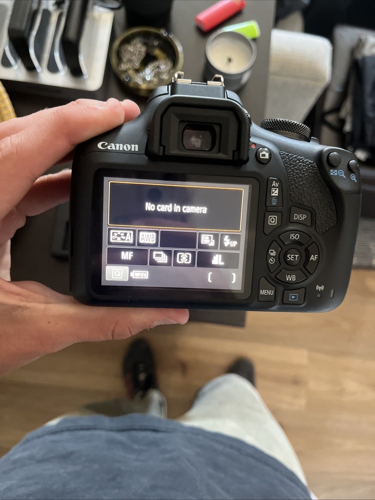 Canon EOS Rebel T7
