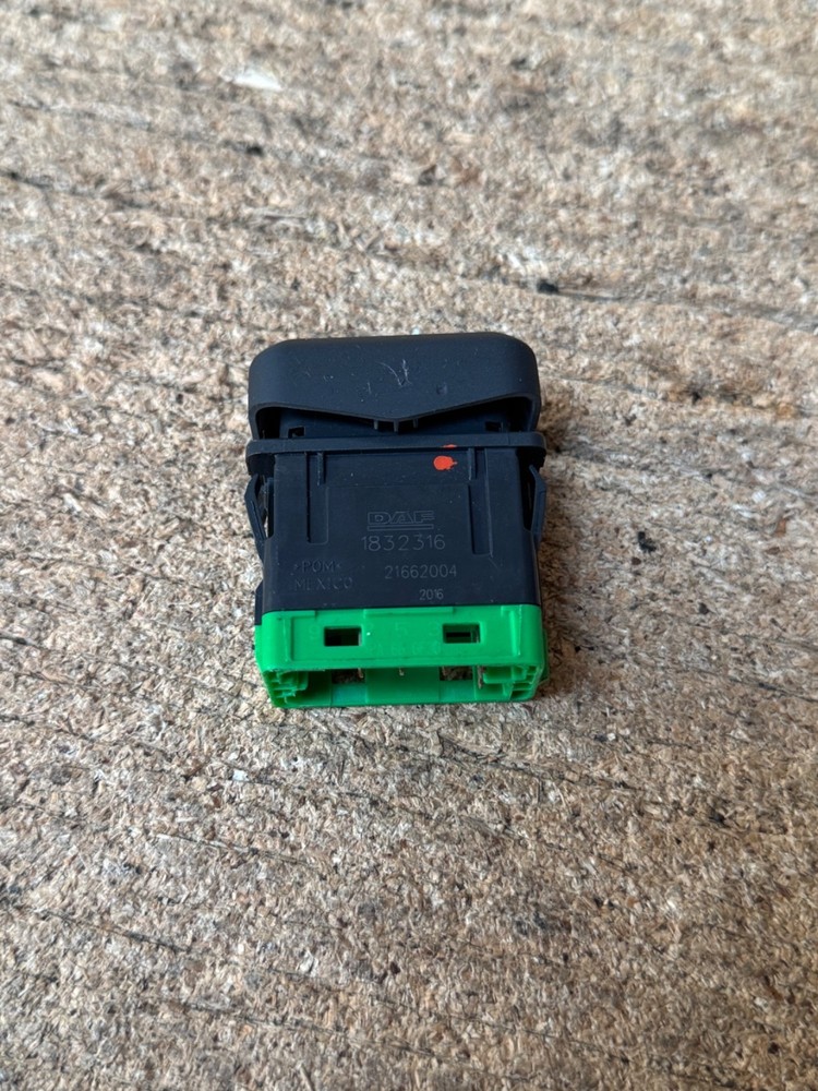 DAF LF XB CF XF Diff Lock Control Switch 1832316