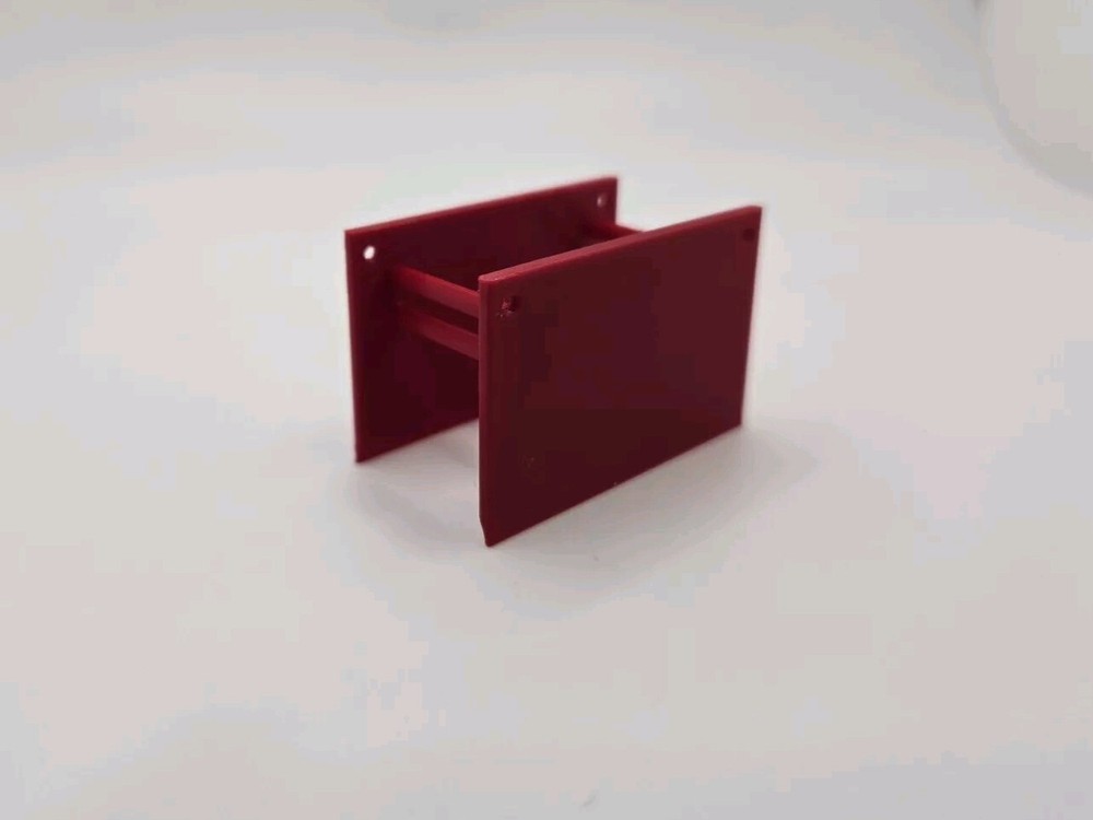 1/87 Scale Trench Box in Red