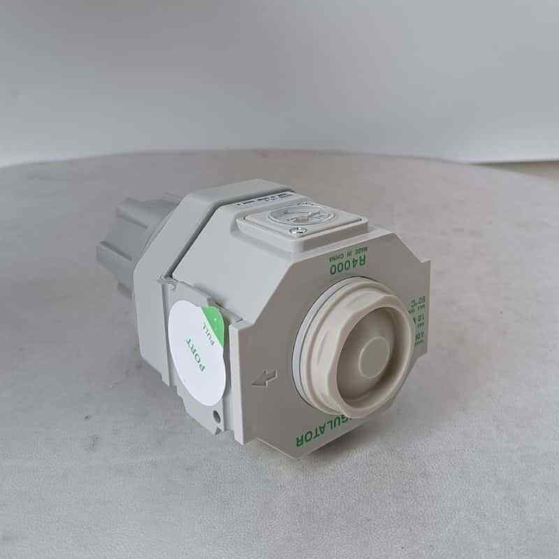 1PC NEW CKD R4000-15-W pressure reducing valve Fast Delivery