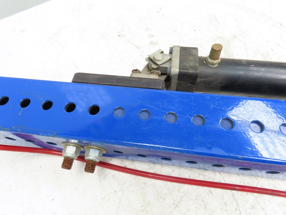 Kramer Pneumatic Tool 24" Stroke Lifter Puller Tool Air Assisted Lifting