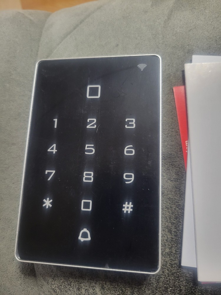 Access Keypad Panel RFID Card Reader Tuya Mobile Phone APP Remote Door Control