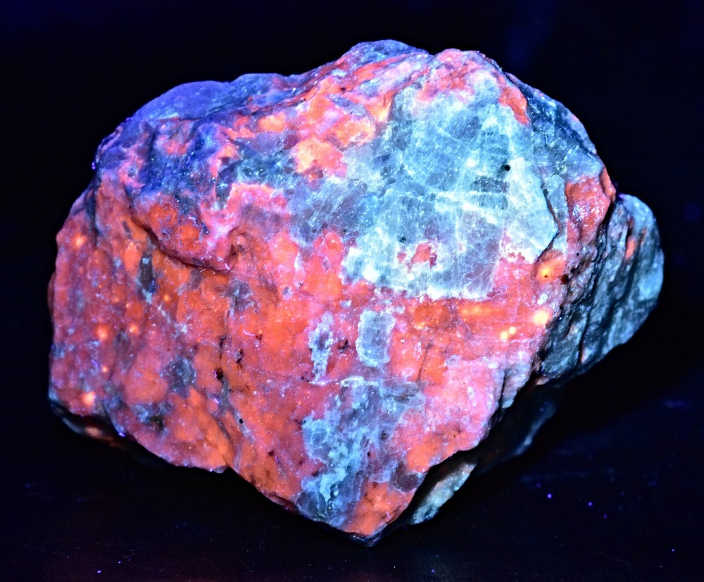 Fluorescent Phosphorescent Color Change Hackmanite Specimen 73 Gram
