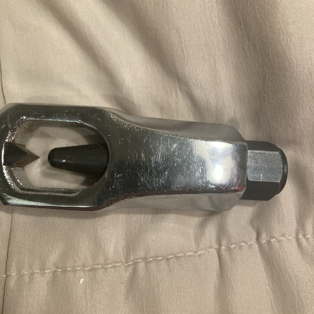 Craftsman Tool Metal Nut Cracker 4772