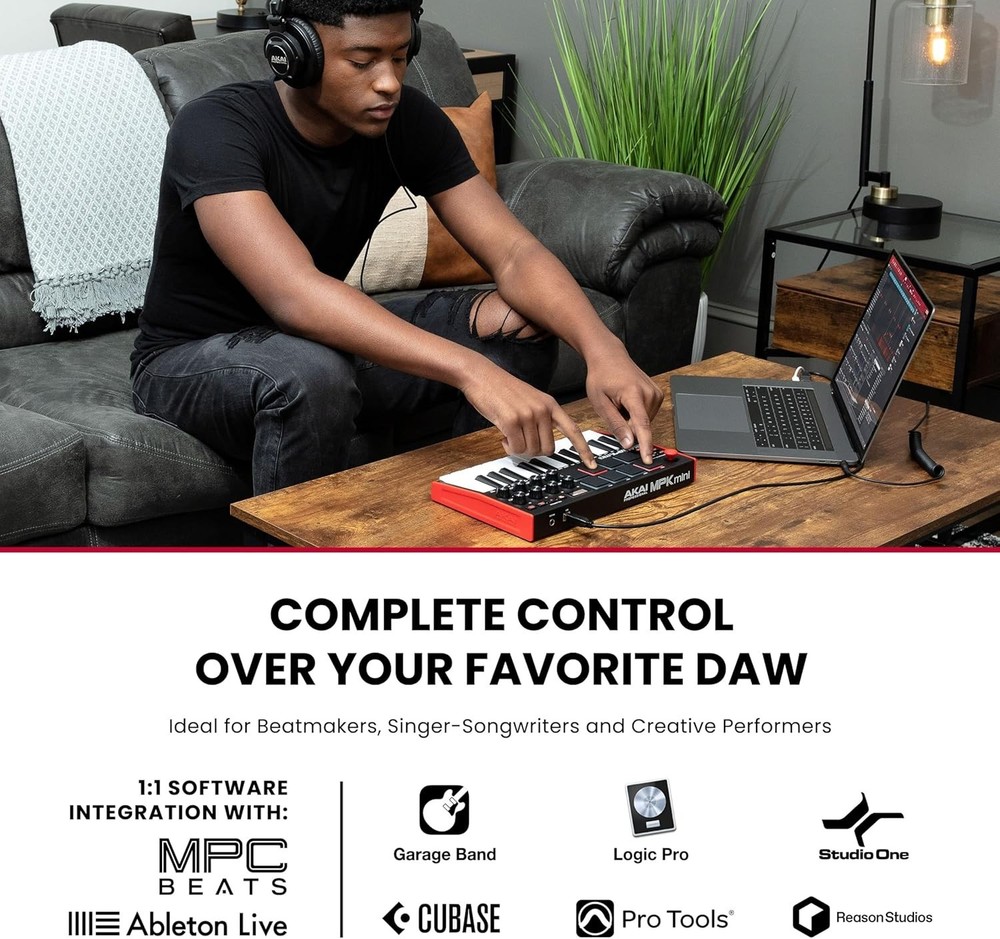 Ergonomic 25-Key MIDI Controller with Integrated Effects and Touch Sensitivity