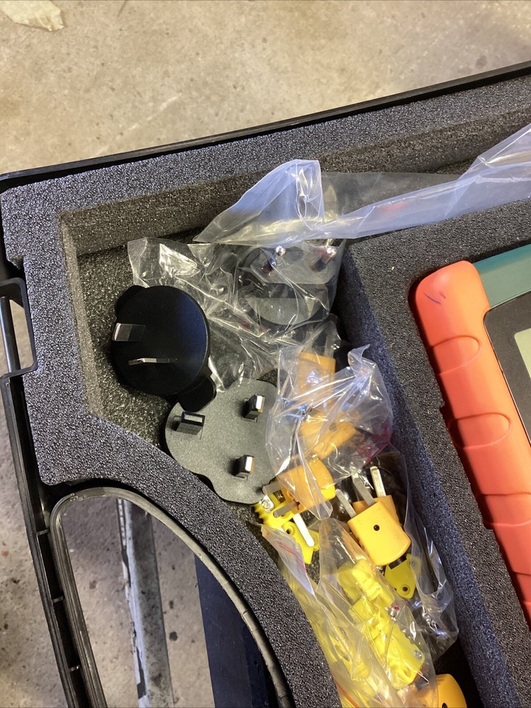 EXTECH 12-Channel Thermocouple Datalogger TM500