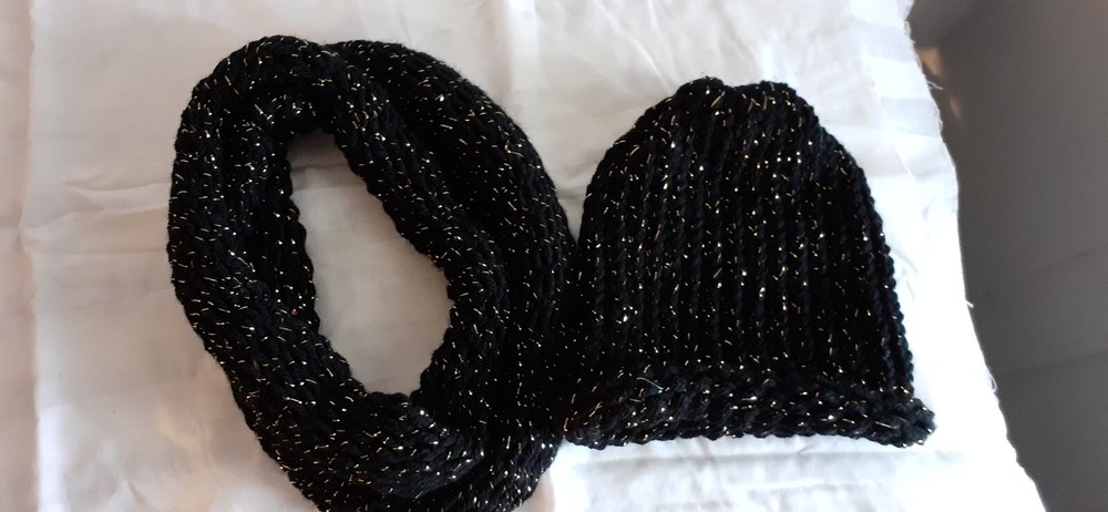 Handmade knitted scarf and matching hat
