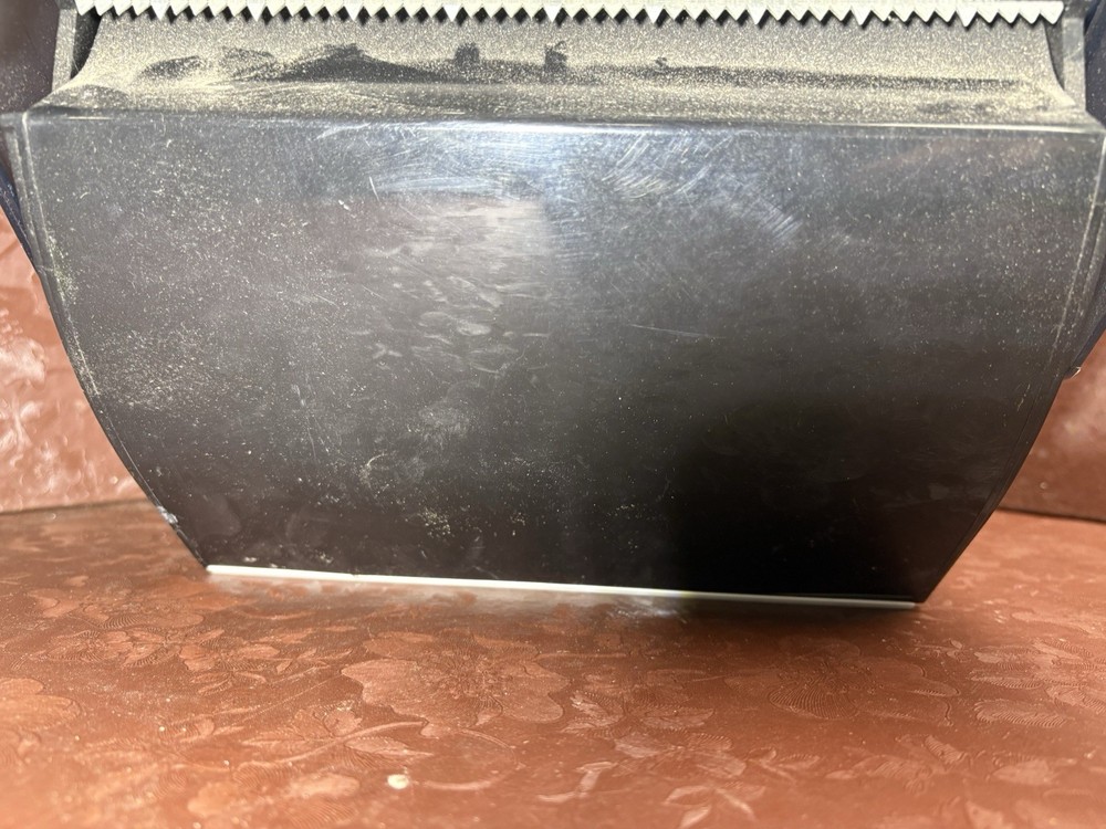 Paper Towel Dispenser