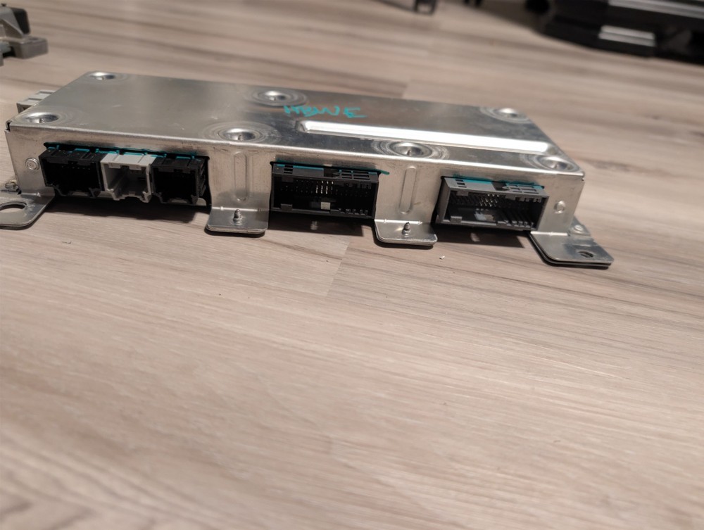 FORD Hybrid Battery Control Module