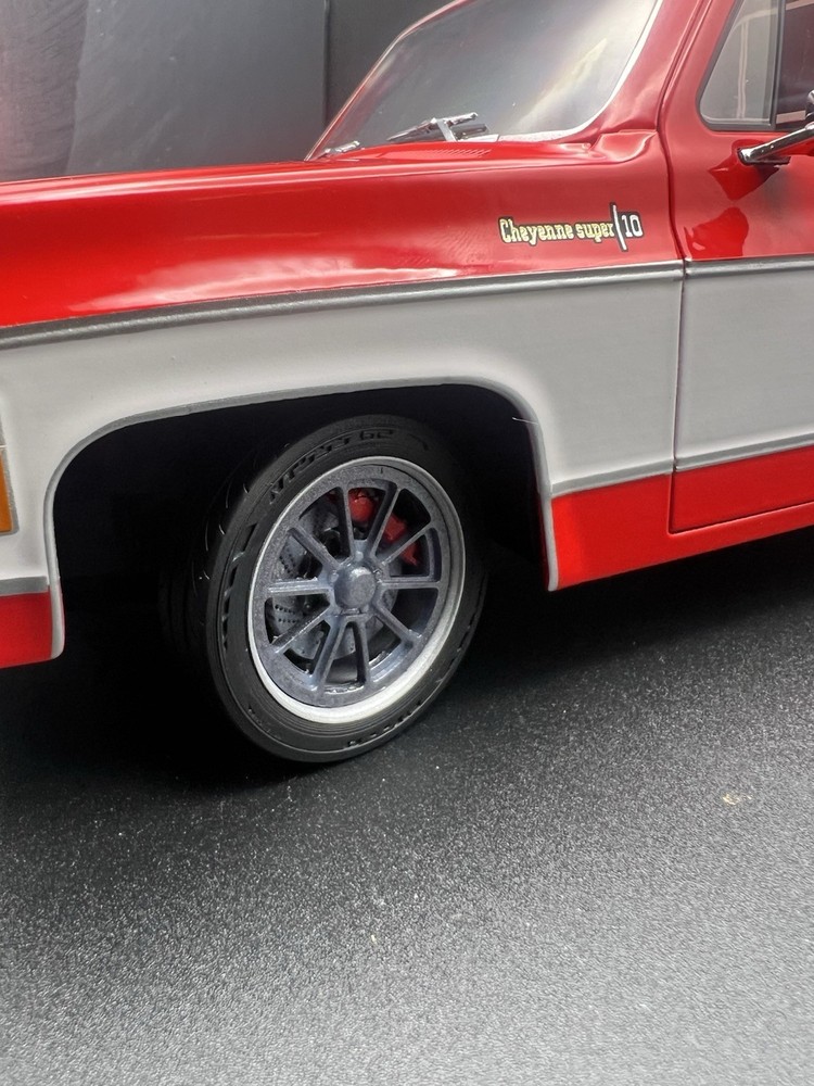 1:18 Scale Custom Deep Dish Performance Wheels W/ Brake Kit