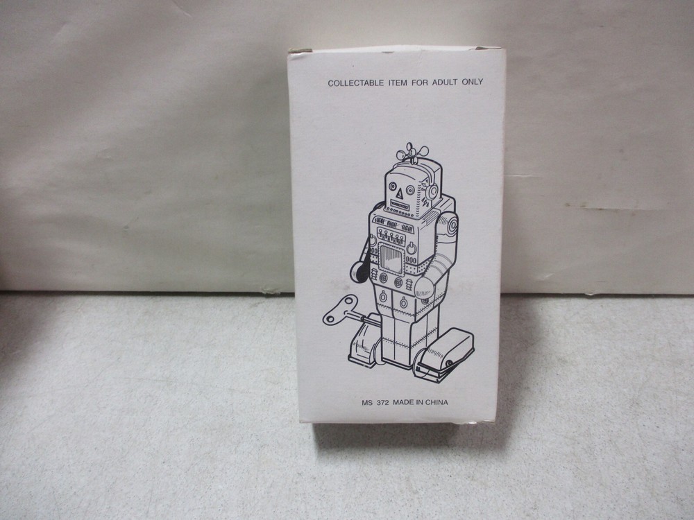 5 Tin Robot Empty Display Rockets