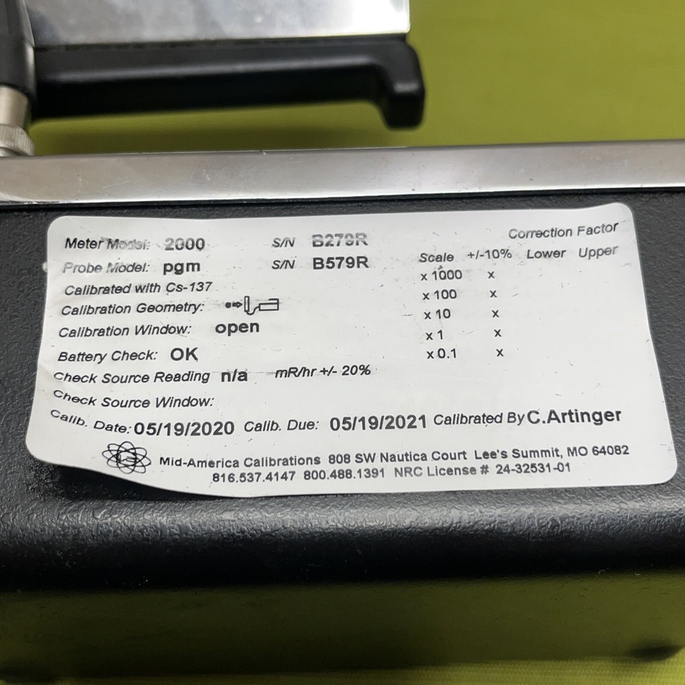 Bicron Surveyor 2000 Meter with Probe. A complete set.