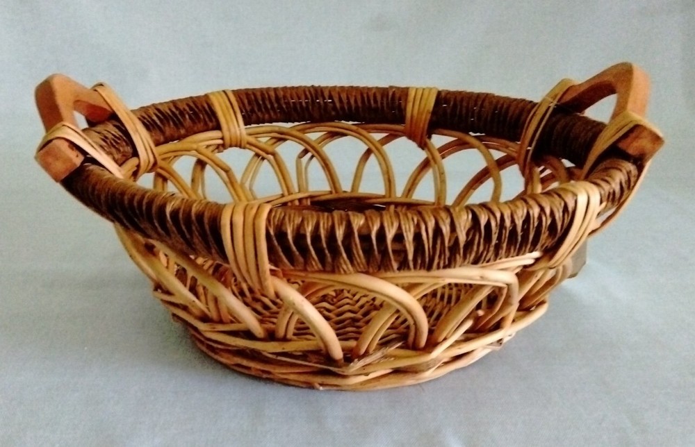 LOT OF 3 WICKER BASKETS