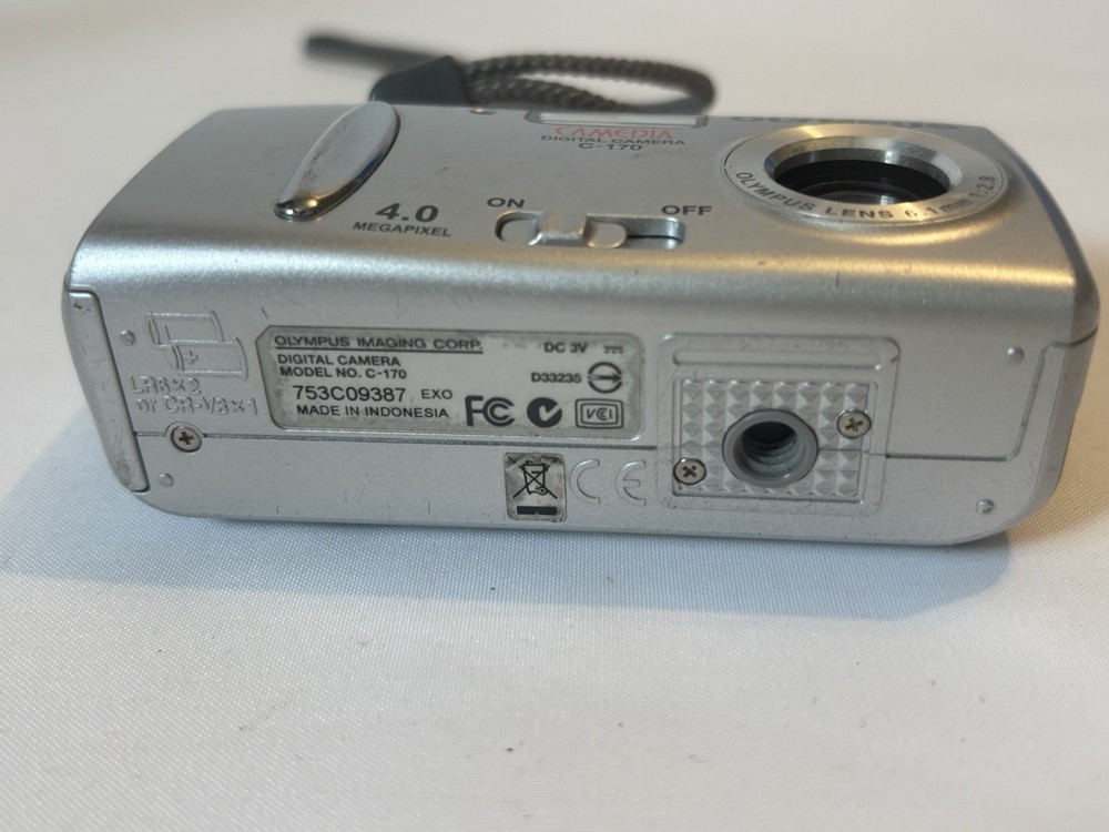 Olympus C-170 Digital Camera Silver - Working