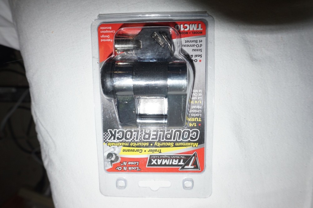 Trimax® TMC10 - Deluxe Coupler/Door Latch Lock.