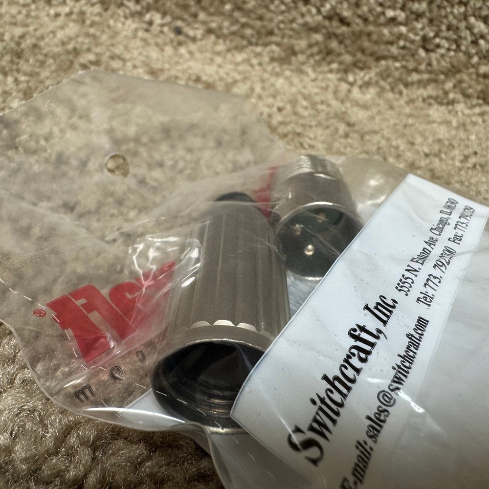 Switchcraft AAA3M2PKG 3-Pin XLR Connector