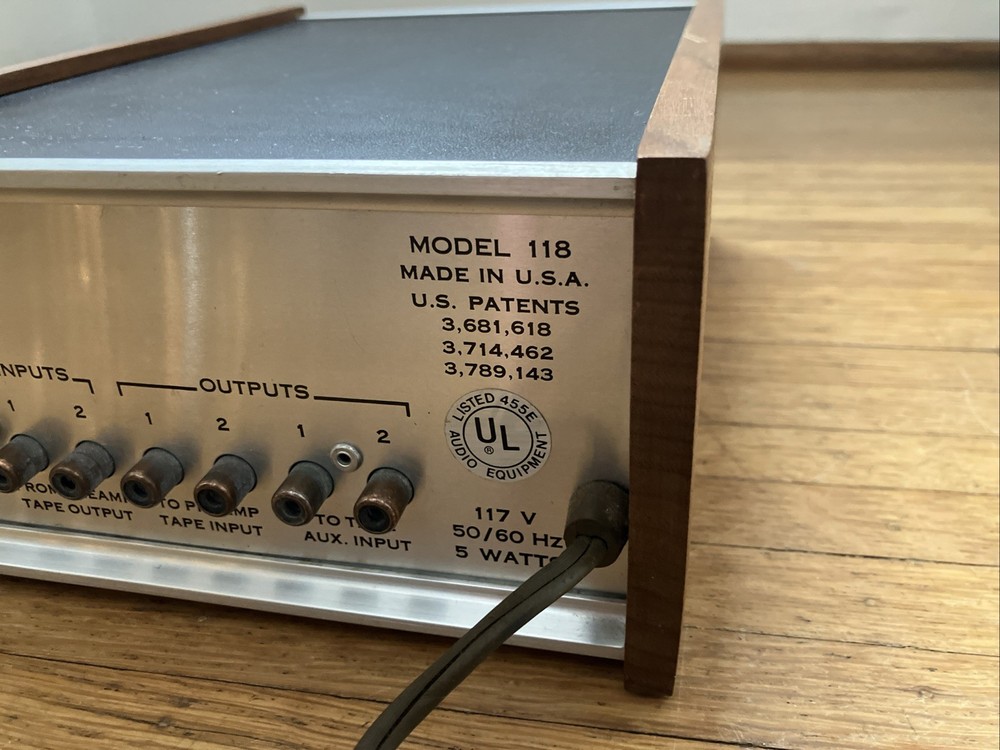 DBX 118 Dynamic Range Enhancer Linear Expander Compressor Peak Unlimiter