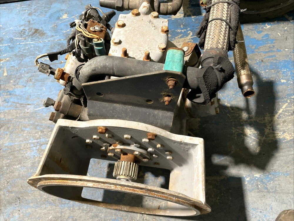 CARRIER TRANSICOLD AIR COMPRESSOR MODEL 05GC041170