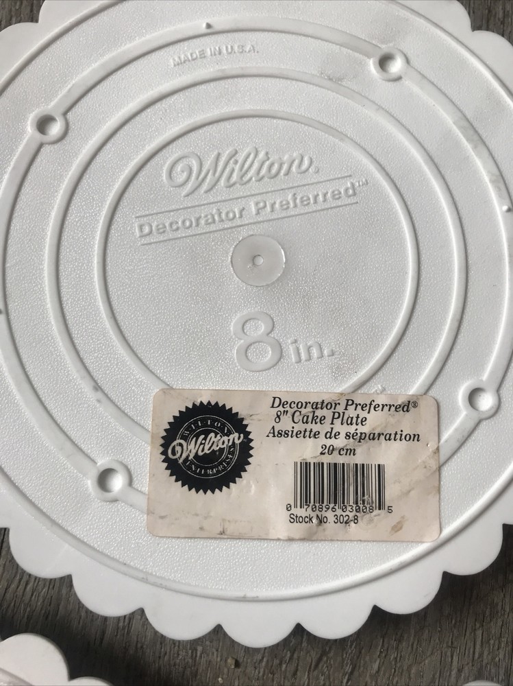 Three Wilton Decorator Preferred Separator Plate 8"